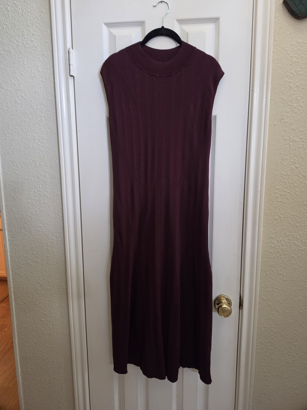 Banana Republic Sleeveless Ribbed Maxi Dress in Plum